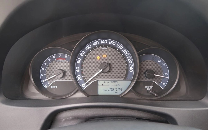 Toyota Auris cena 34000 przebieg: 110000, rok produkcji 2013 z Wrocław małe 407